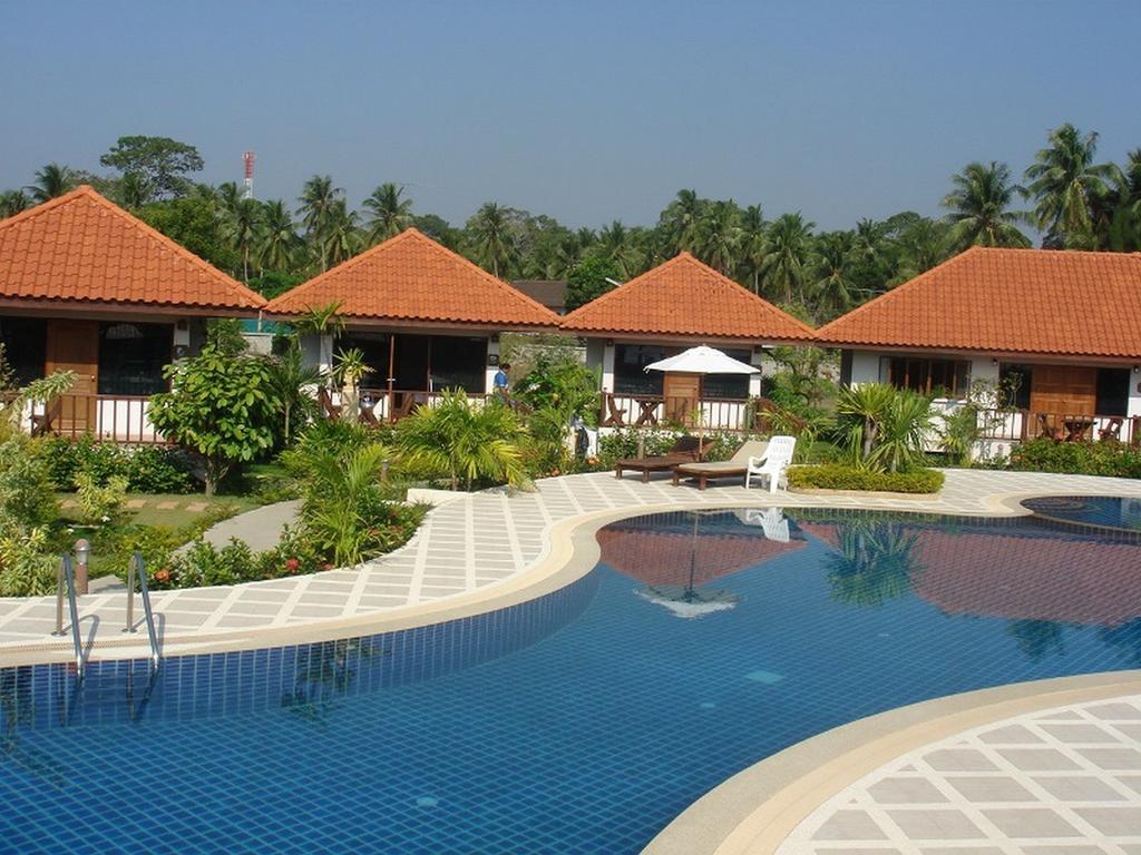 Sailom Resort Bangsaphan Bang Saphan Exterior photo